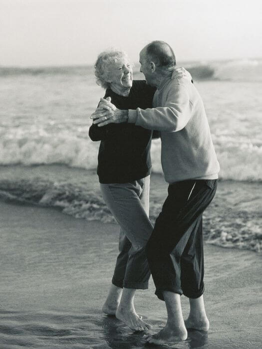 Τό γραψα για σένα | Του Κώστα Μπλιάτκα Dancing old couple (2)
