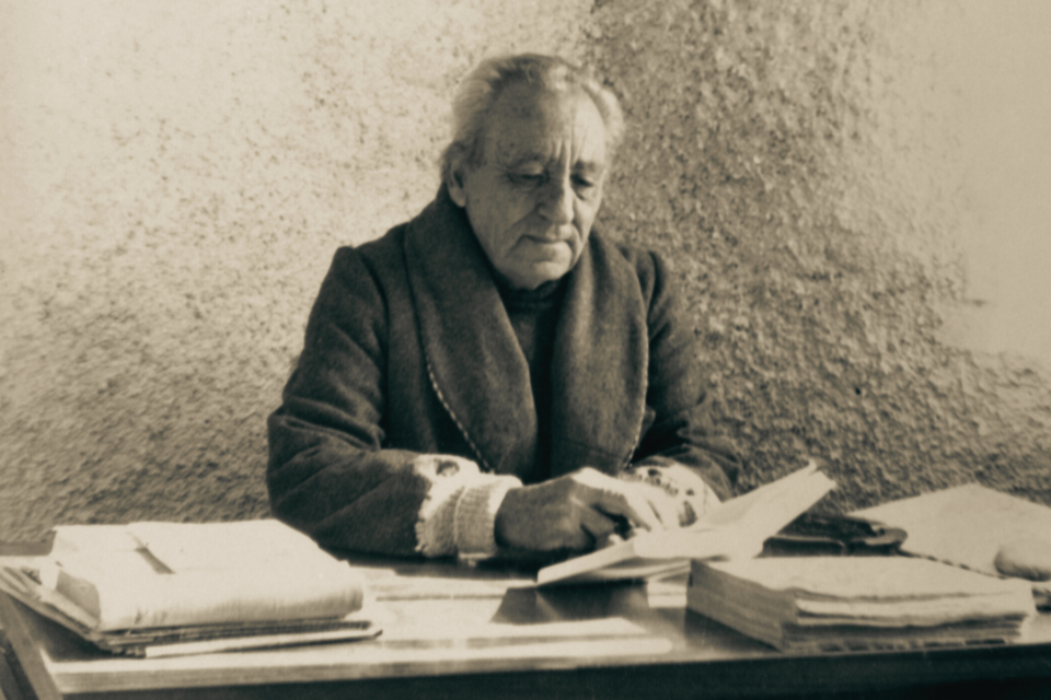 “Η μητέρα μου στην εκκλησία”, ένα ποίημα του Νικηφόρου Βρεττάκου… | Της Μαρίας Σκαμπαρδώνη. Nikiforos vrettakos